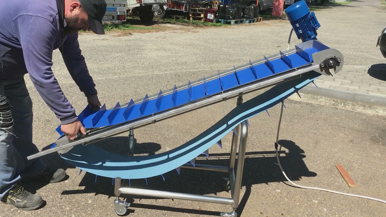 Szimpla kis lapátos felhordó szállítószalag - Hartmann Inox Kft.