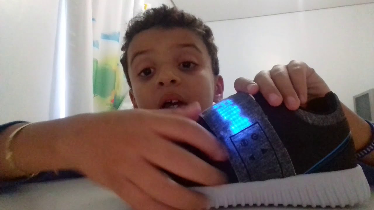tenis letreiro led