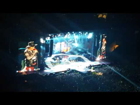 Guns and roses Paradise city epic ending 2016