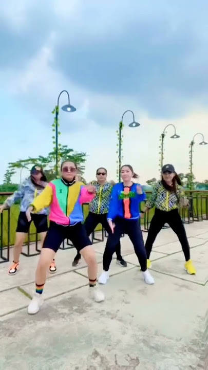 tacata mona #dance #zumbaworld #zumbacomunity #dancechallenge