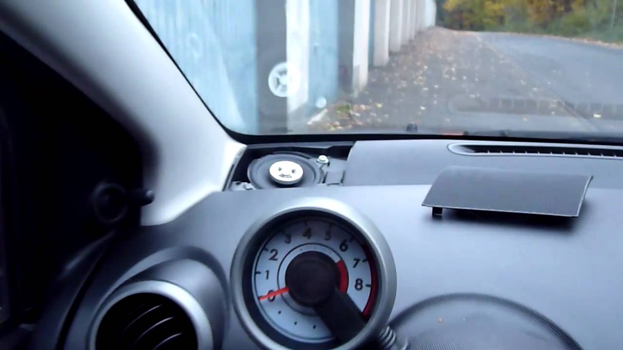 peugeot 107 dash speakers