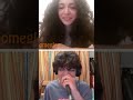 Sorprendo una ragazza cantando💘