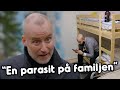 Pappa bor hemma hos sin mamma och spelar mobilspel! | Lyxfällan