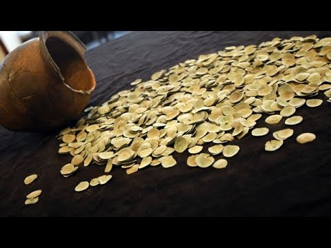 Видео: Загадъчен глас нареди на иманярите да върнат съкровищата - Алтернативен изглед