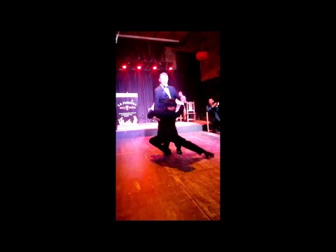 Torrente. Bailan Arts Klints y Esteban Sabaria