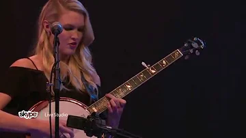 Ashley Campbell - Carl and Ashley's Breakdown (98.7 THE BULL)