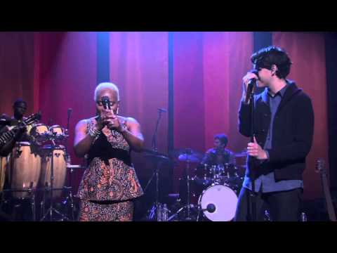 Angelique Kidjo "I Think Ur a Contra" - featuring Ezra Keonig