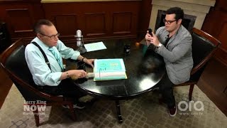 Larry King, Josh Gad Celebrate 500th Episode of Larry King Now | Larry King Now | Ora.TV