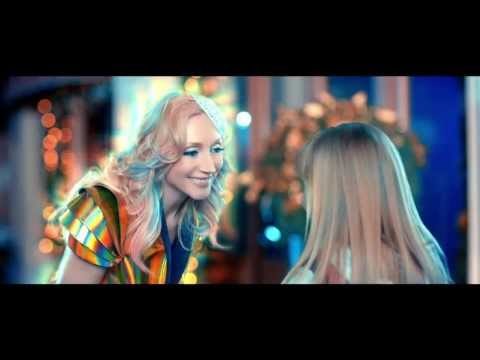 Video: Pugačeva hči - Kristina Orbakaite