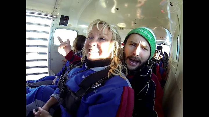 Robin Ehlers Gentry's Tandem skydive!