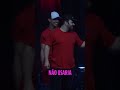 Homens no palco  Segredos, Fantasias e o 'Helicóptero' Revelados!