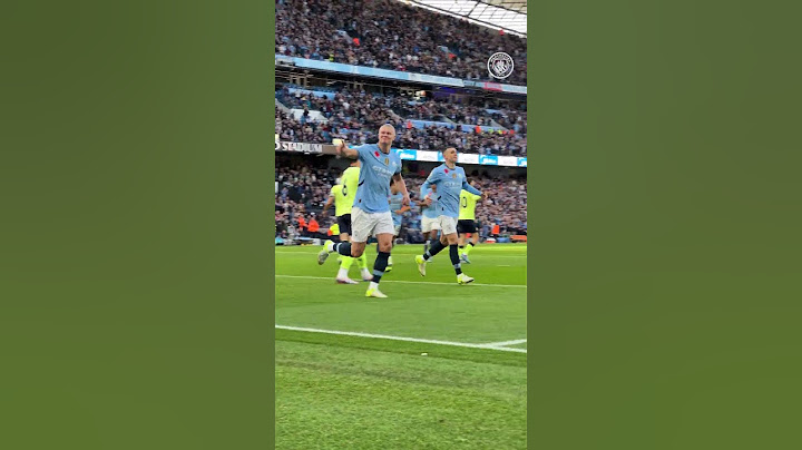 🇳🇴 ERLING HAALAND Always Finds A Way! 💪 #mancity #football #goals #shorts #shortsvideo #shortsfeed