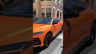 Lamborghini Urus à Monaco, fan de la couleur  monaco lamborghini urus