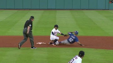 TEX@HOU: McCann, Altuve catch Odor stealing second