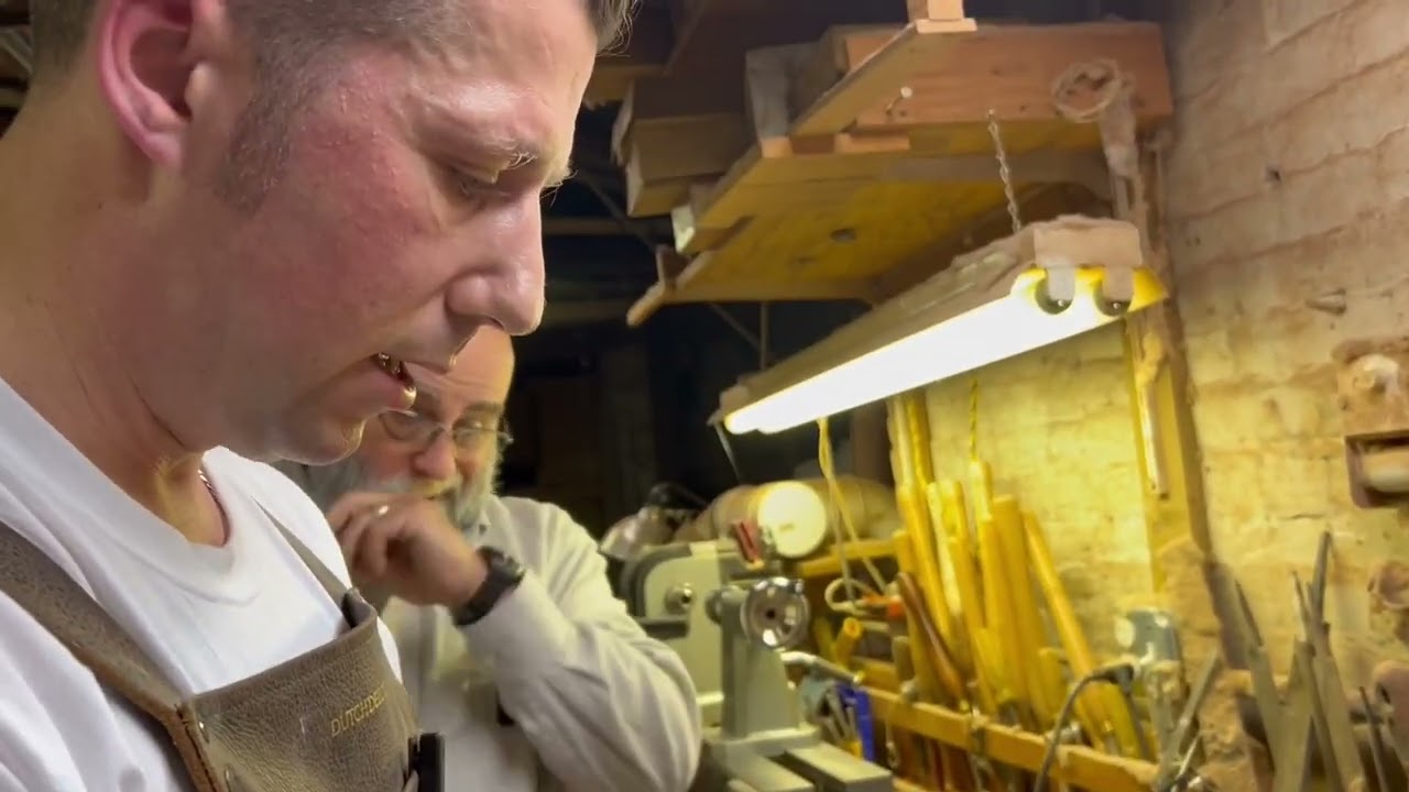 Табачная лавка L.J. Peretti с резчиком трубок Тоддом Бругманом — часть 2