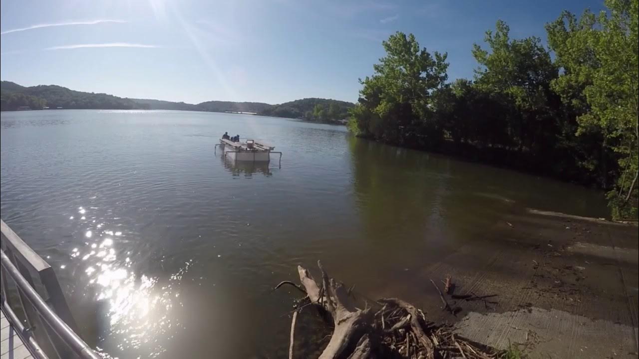 Moving an Econo Lift Boat Hoist into Water Econo Lift YouTube