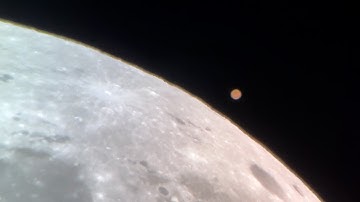Video of Mars Really Close to the Moon