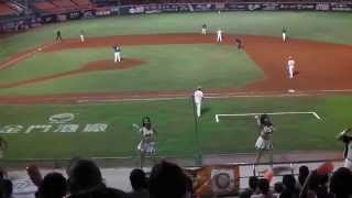 150514 - 台南 - 統一獅 - 9下 - 羅國龍 - 應援 (6)