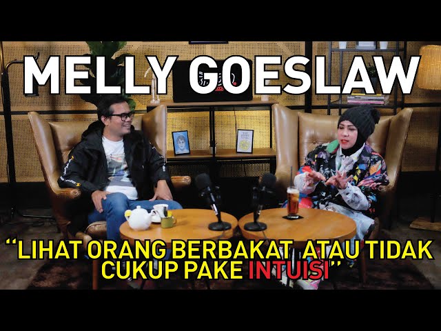 MELLY GOESLAW : AKU 2 TAHUN SEPI JOB KETIKA AWAL BERHIJAB class=