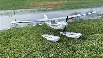 Horizon Hobby Mini Apprentice 1.2m on floats!