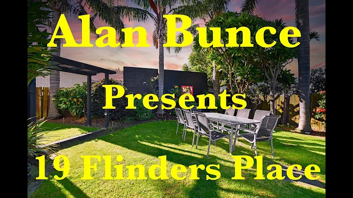 Alan Bunce presents 19 Flinders Place in Welcome Bay
