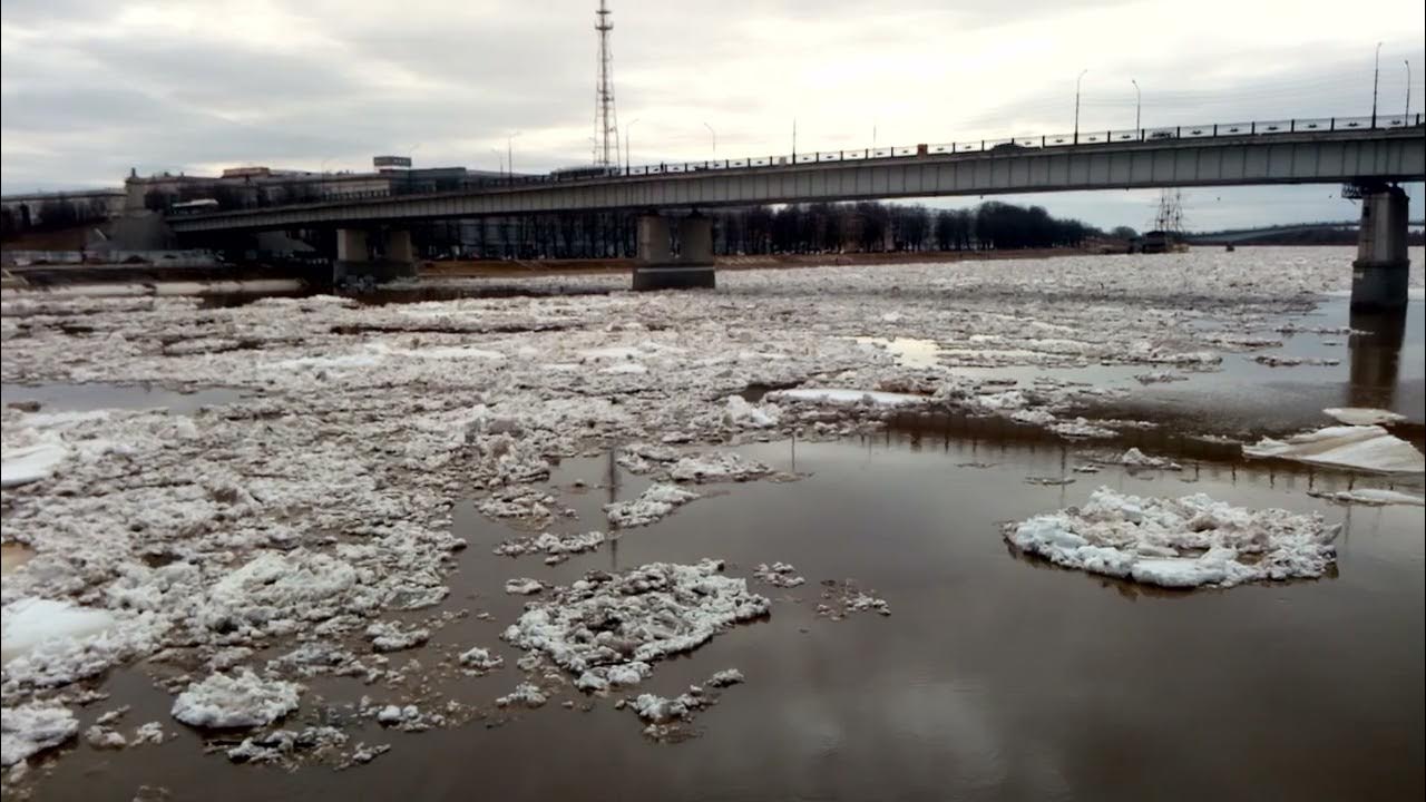 Ледоход в нижнем новгороде 2024. Видеоролик ледоход. Ледоход в Санкт-Петербурге 2023 необычный. Великий Новгород места для фото.