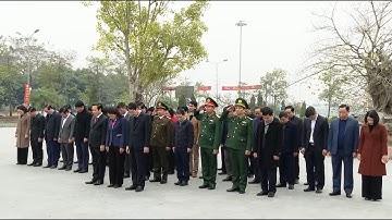 Các đồng chí lãnh đạo tỉnh dâng hương nhân dịp Tết Quý Mão