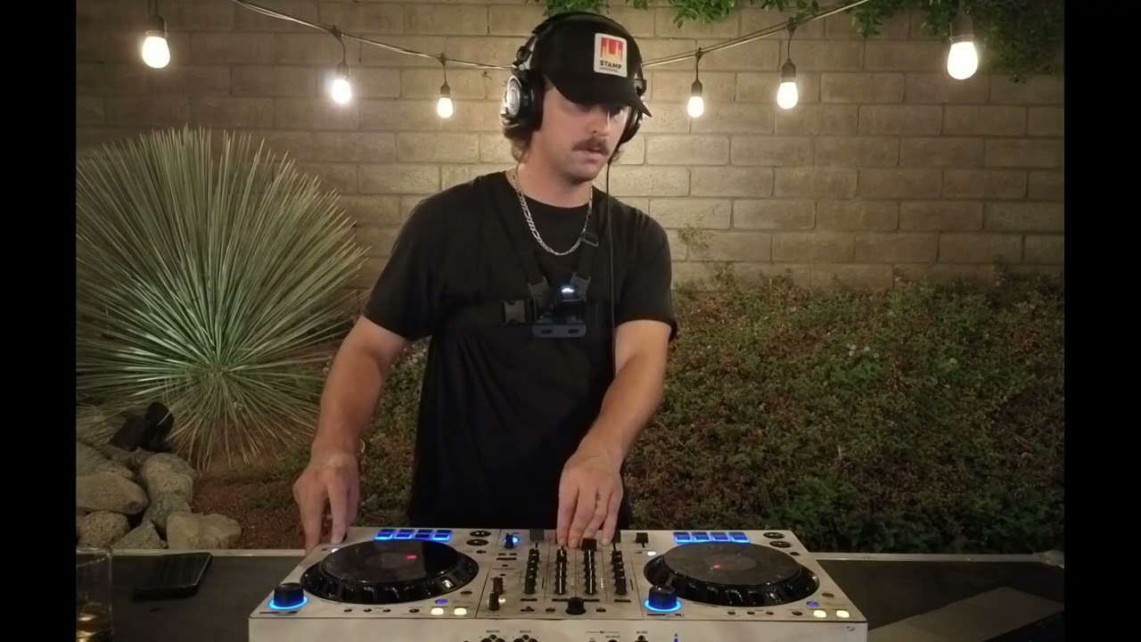 2000's RNB / Throwback DJ Mix - Backyard Session #3 - Summer Vibes / By The Pool / Backyard