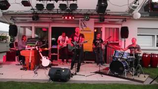 Die Band &quot;FAME&quot; als Opener bei der &quot;Etwas anderen Party&quot; in den Marksburg-Studios