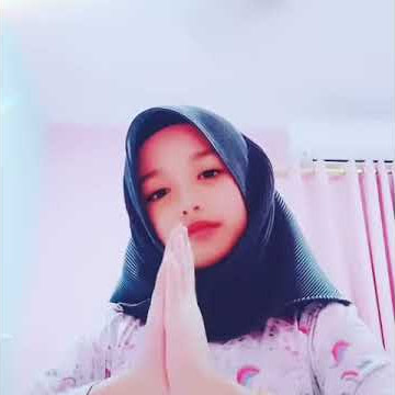 nama dia kan putri nia