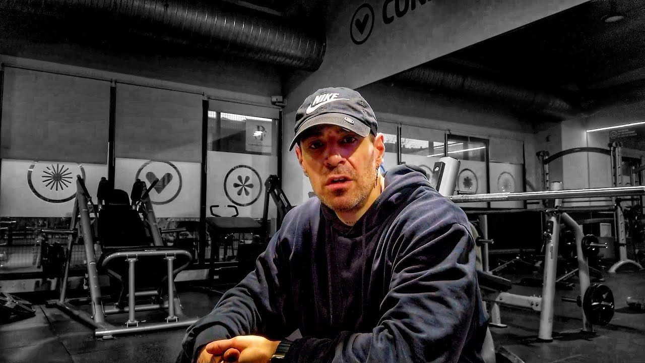 Las OPORTUNIDADES no LLAMAN a tu PUERTA. APARECEN cuando DERRIBAS esa PUERTA.