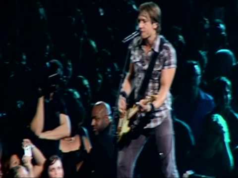 Keith Urban Live ~ 8/29/09 ~ Once in a Lifetime.mpg