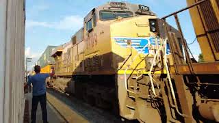 La Plata Rail Days 2025 -- FAST and LONG westbound Union Pacific intermodal roars through the depot