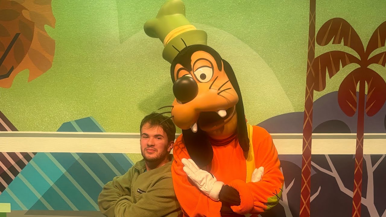 Disney World Character Moments Compilation! 