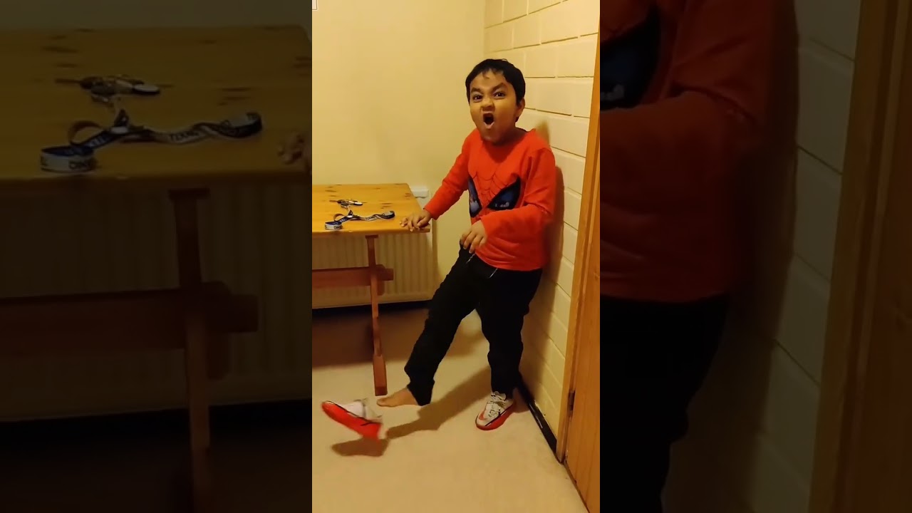 Enjoying the Finnish Sauna 🧖🔥 | Muvi&rsquo;s Cozy Adventure    #sauna   #kids #youtubeshorts