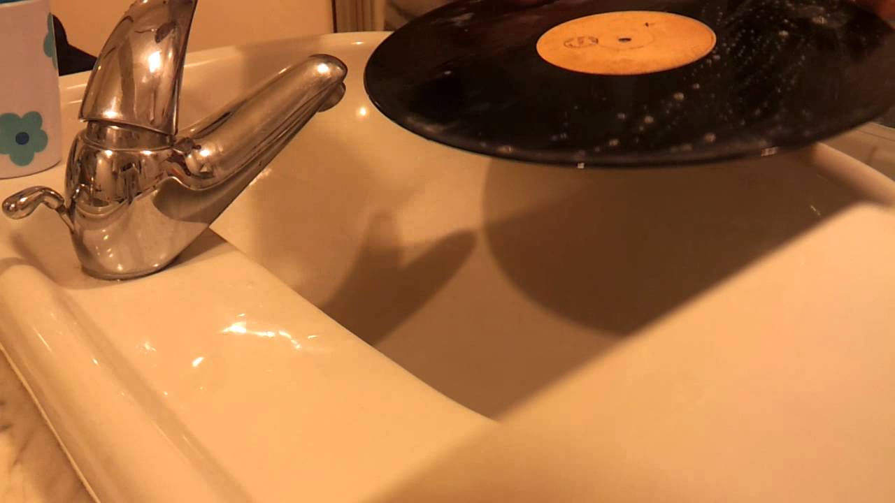 Come Pulire i Dischi in Vinile: 4 Semplici Metodi ...