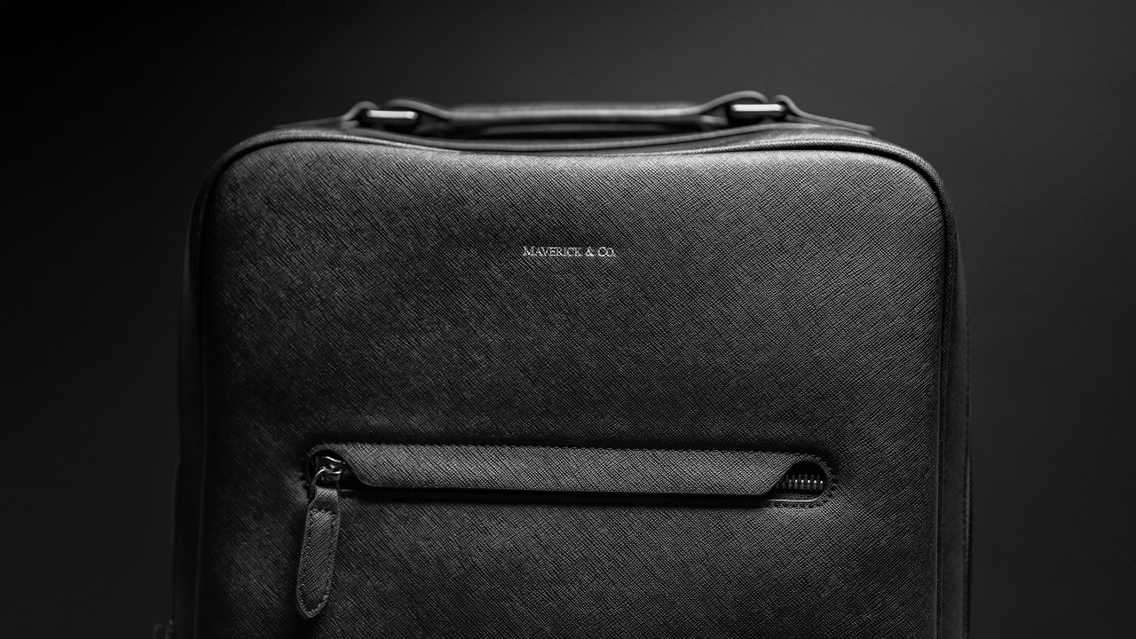 Maverick & Co Earthen Black Leather Backpack Unboxing - YouTube