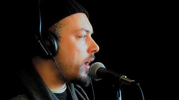 Graves 33 - "Waiting" and "Horns Of Oblivion" (Jet City Stream In-Studio)