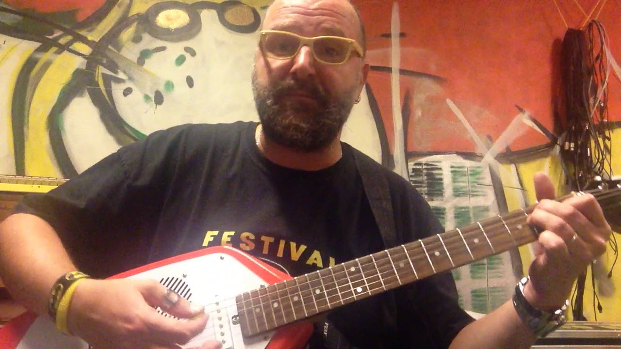 Vox Apache II Phantom - YouTube