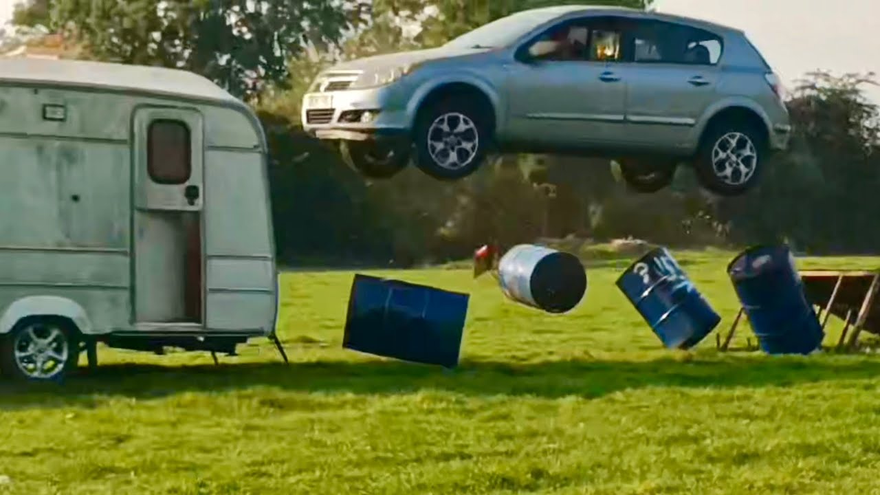 ￼Get off my land , another caravan destroyed,perp arrested , order restored but Astra well stuck