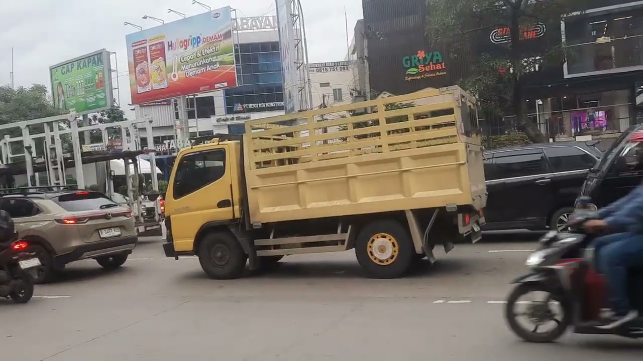 BERADA DI DEPAN HOTEL PAKUWON❤️❤️