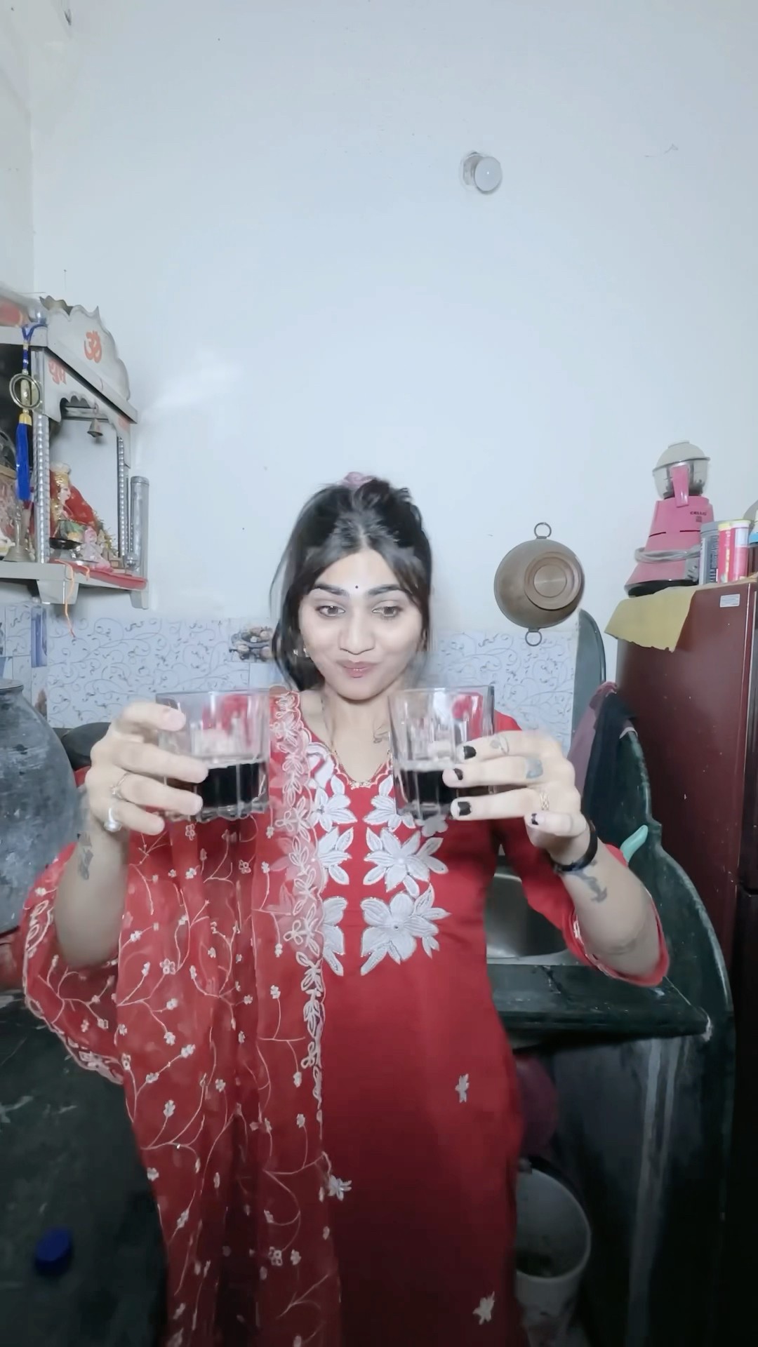 माँ का प्यार अपने परिवार के लिए?? #kajalsoni #comedy #funny #viralvideo #family @kajalsoni
