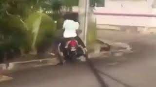 Awek Belajar Pacak Motor Sosial Lawak