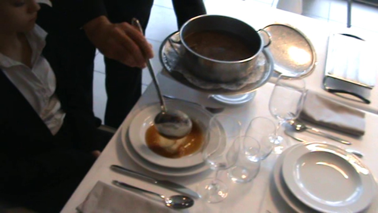 Service potage à l'anglaise
