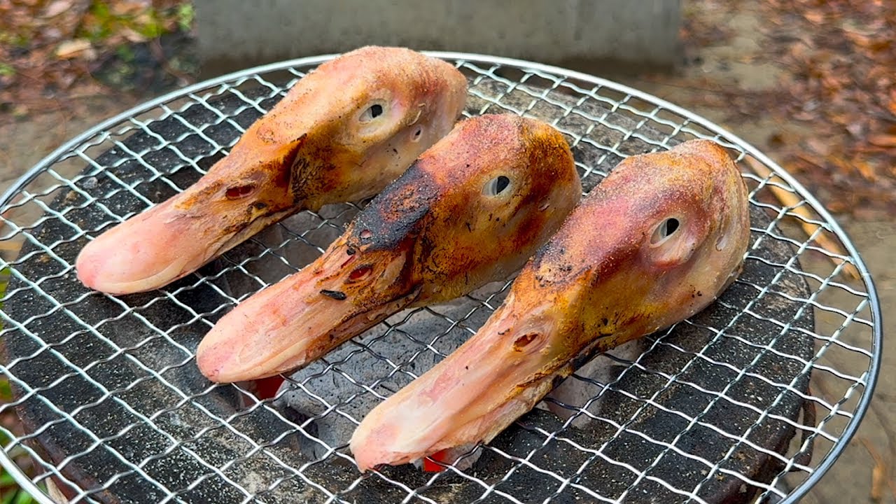 Have you ever tried a grilled duck head? - YouTube