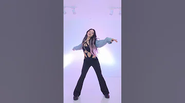 JENNIE Seoul City Dance Cover The Ruby Experience Ver Jennierubyjane JENNIE Shorts 