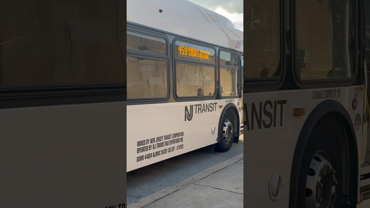 NJ Transit | New Flyer XD40 on Rt 459 to Vorhes Trans. Ctr