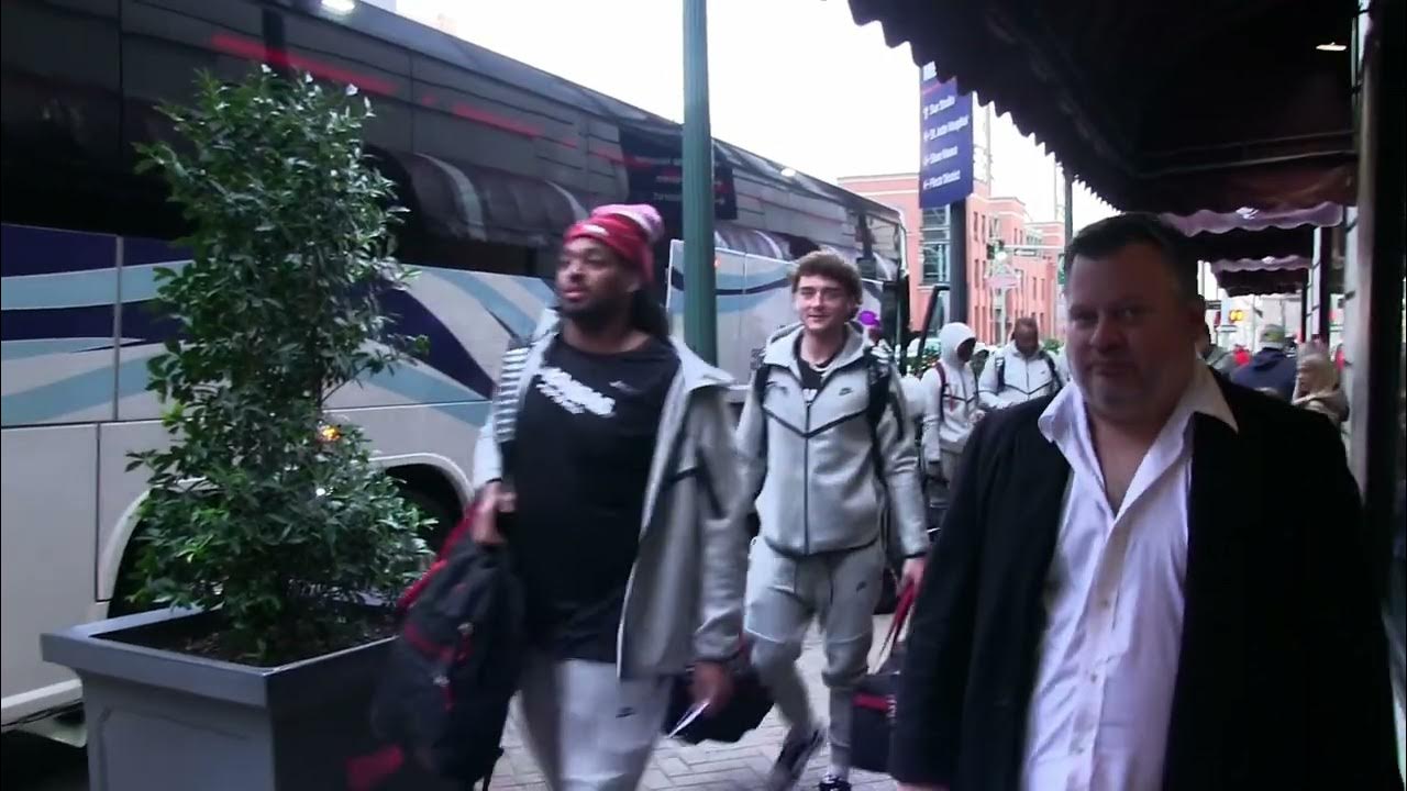 Sights and sounds from Arkansas football arriving in Memphis for 2024