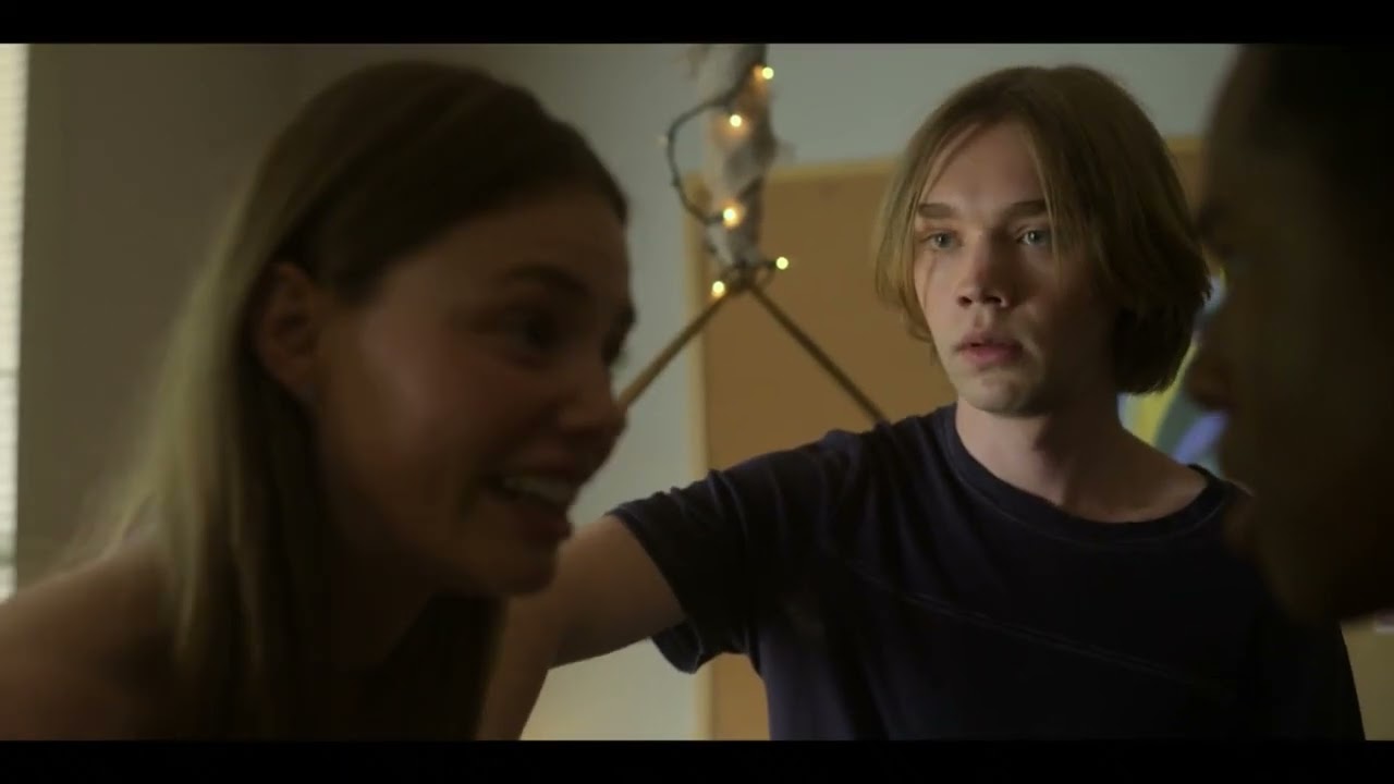 Miles Meets Alaska - Looking For Alaska 1x01 Scene