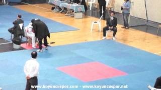 74kg Anil Buyukpilic vs Bayram Bozkurt (2013 Turkish Senyor TKD Championships)